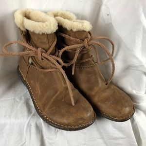 Adorable ugg booties